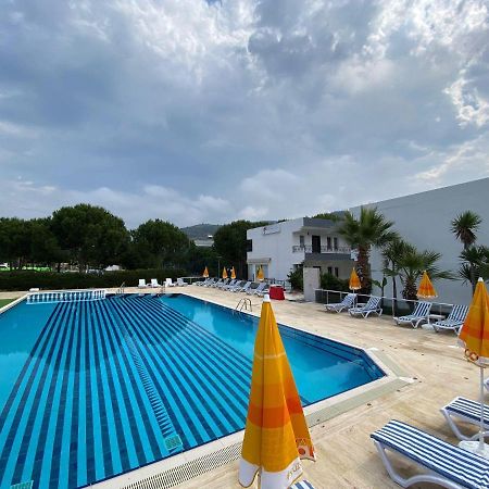 Palm Club Apart Otel Kusadasi Exterior foto